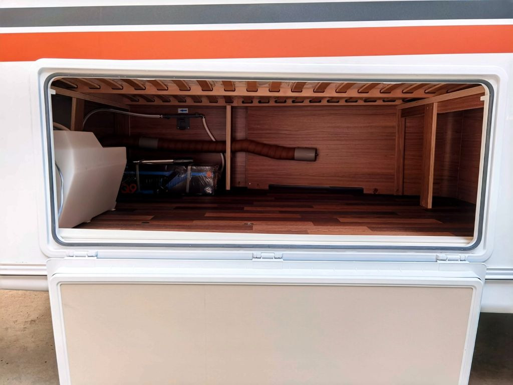 Caravan Weinsberg CARAONE 500 FDK - EDITION HOT / - 2025- / 1500kg: picture 10
