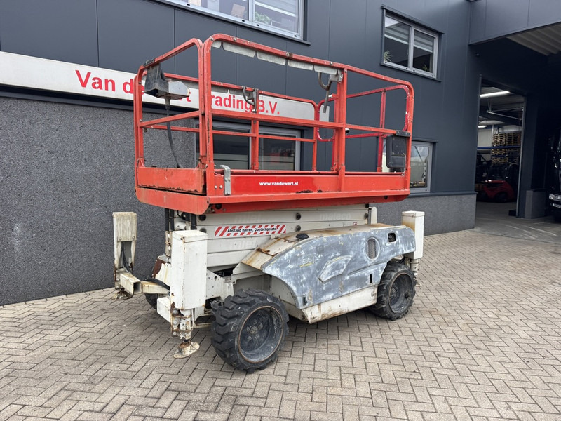Haulotte Compact 12DX Hoogwerker / Arbeitsbuhne 12mtr werkhoogte 4x4 Deutz Diesel 2012 - Scissor lift: picture 2 Haulotte Compact 12DX Hoogwerker / Arbeitsbuhne 12mtr werkhoogte 4x4 Deutz Diesel 2012 - Scissor lift: picture 2