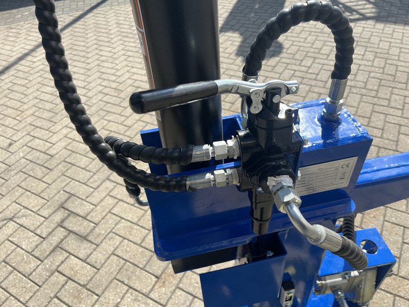 Houtkloofmachine LS 22 T - Log splitter: picture 3 Houtkloofmachine LS 22 T - Log splitter: picture 3