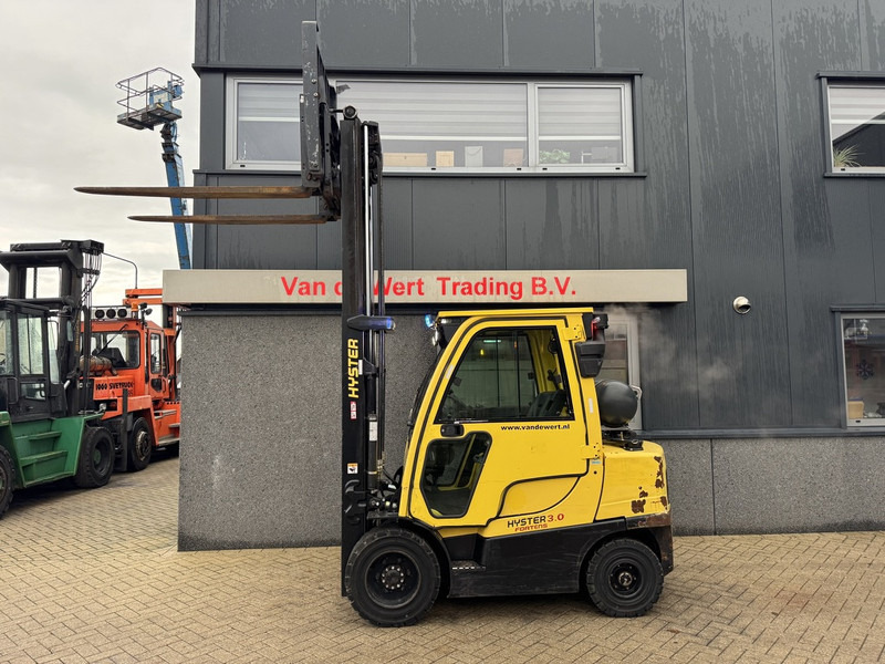 Hyster H3.0FT Duplo 300 Sideshift / Vorkversteller LPG 2018 - LPG forklift: picture 5 Hyster H3.0FT Duplo 300 Sideshift / Vorkversteller LPG 2018 - LPG forklift: picture 5