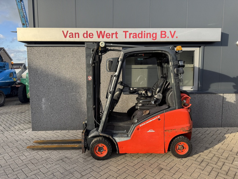 Linde H18T-01 Triplo 500 Freelift / Sideshift LPG 2012 - LPG forklift: picture 1 Linde H18T-01 Triplo 500 Freelift / Sideshift LPG 2012 - LPG forklift: picture 1