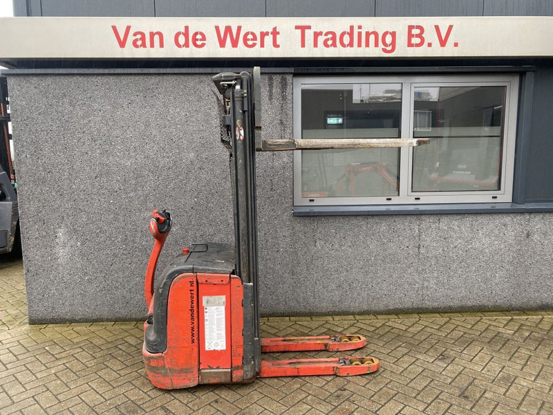 Pallet truck Linde L 14: picture 7