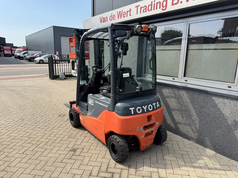 Toyota 8FBM20T Triplo 470 Freelift / Sideshift Elektrisch 2017 6145Hours - Electric forklift: picture 4 Toyota 8FBM20T Triplo 470 Freelift / Sideshift Elektrisch 2017 6145Hours - Electric forklift: picture 4