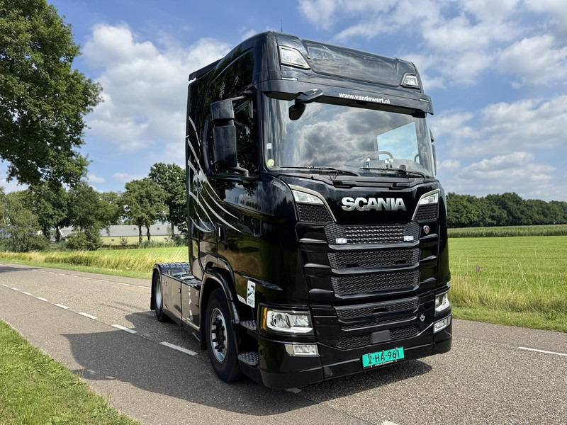 Scania S520 V8 4x2 Full Air - Automaat - Retarder - Euro 6 - I Park Cool - 2018 - TUV 02-2026 - Tractor unit: picture 4 Scania S520 V8 4x2 Full Air - Automaat - Retarder - Euro 6 - I Park Cool - 2018 - TUV 02-2026 - Tractor unit: picture 4