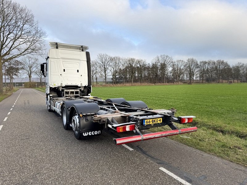 Mercedes-Benz Actros 2542LL 6X2 Full air / BDF Systeem / Chassis Cabine / ACC / AHK / TUV 4-2026 / NL TRUCK - Van: picture 4 Mercedes-Benz Actros 2542LL 6X2 Full air / BDF Systeem / Chassis Cabine / ACC / AHK / TUV 4-2026 / NL TRUCK - Van: picture 4