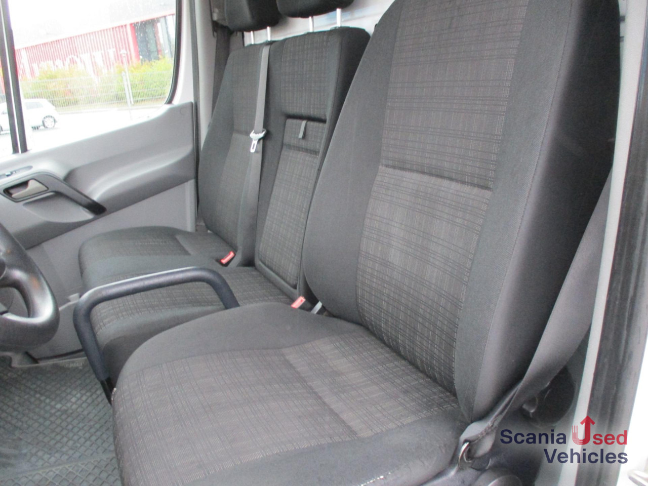 MERCEDES-BENZ Sprinter 313 CDI - Box van: picture 2 MERCEDES-BENZ Sprinter 313 CDI - Box van: picture 2