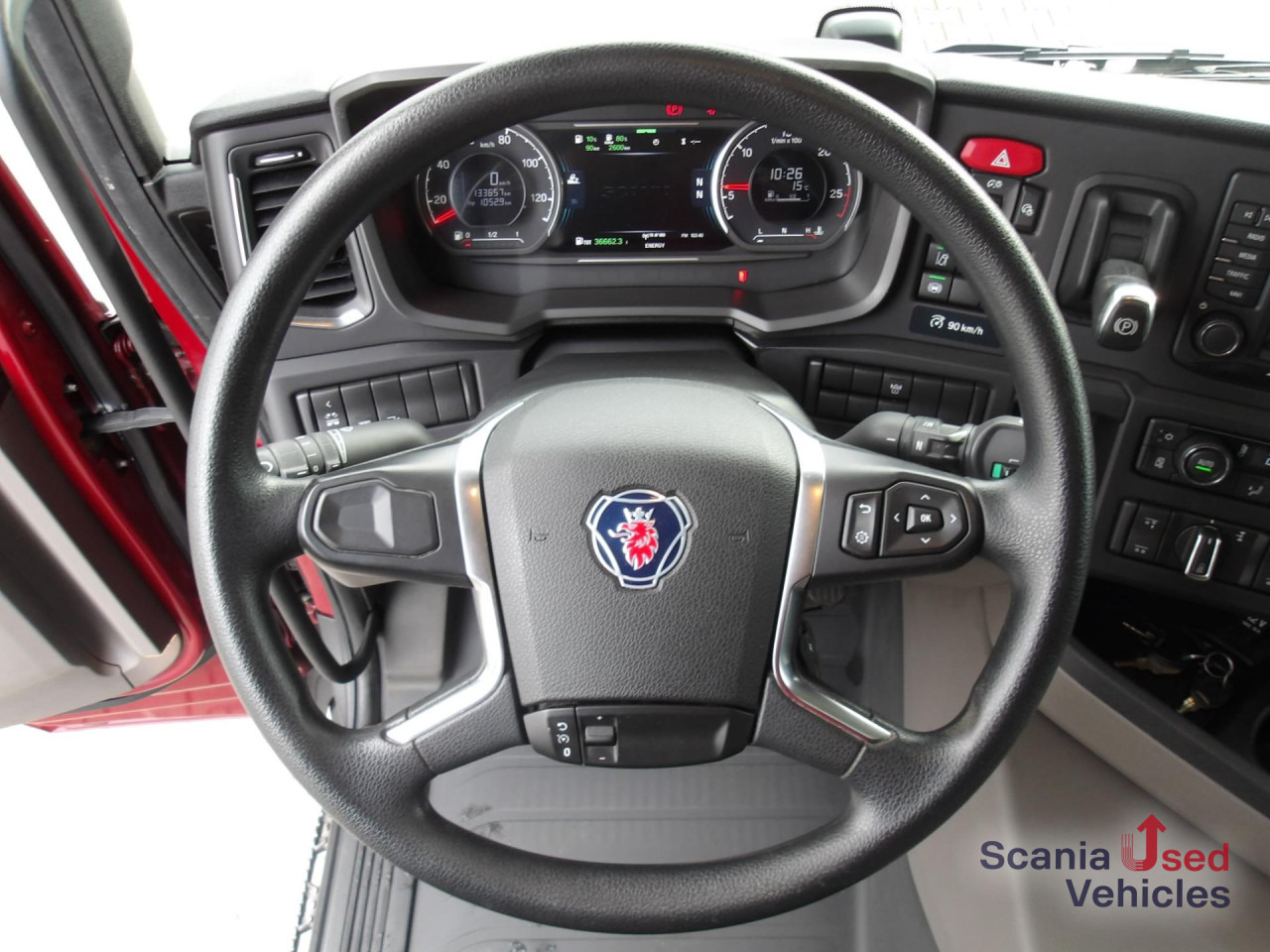 SCANIA G 360 B6x2*4NB / Koffer / Lbw. - Box truck: picture 2 SCANIA G 360 B6x2*4NB / Koffer / Lbw. - Box truck: picture 2