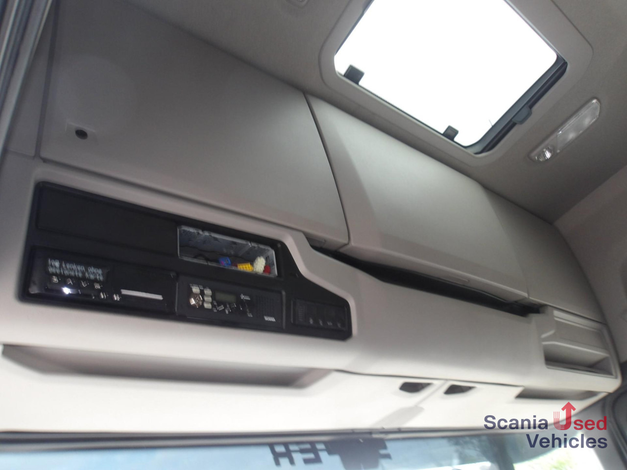 SCANIA R 500 A4x2NB Full Air, Hydraulic - Tractor unit: picture 4 SCANIA R 500 A4x2NB Full Air, Hydraulic - Tractor unit: picture 4