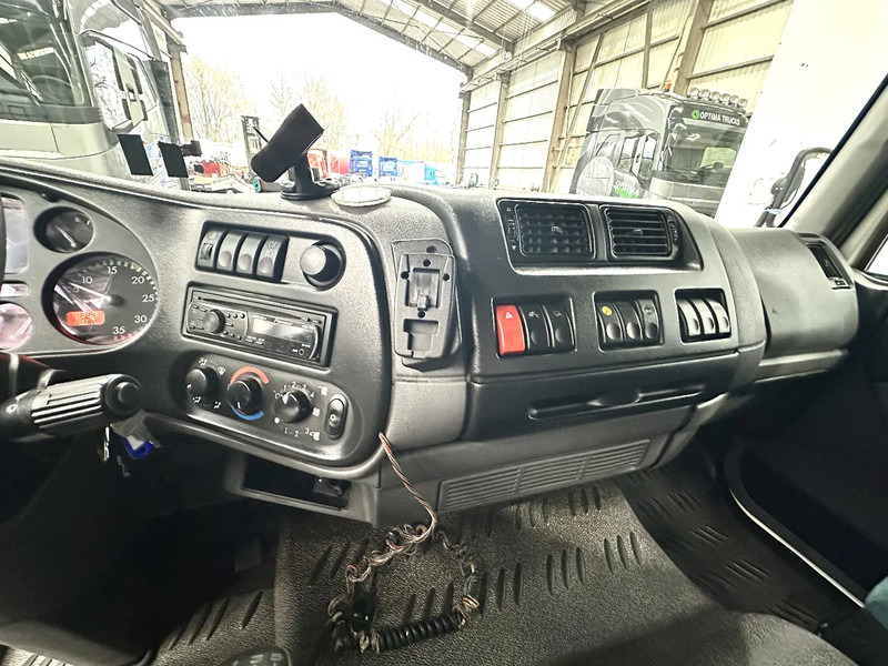 Truck DAF LF 45 180 GLASVERVOER / TRANSPORT GLAS -GLASS - VERRE: picture 11 Truck DAF LF 45 180 GLASVERVOER / TRANSPORT GLAS -GLASS - VERRE: picture 11