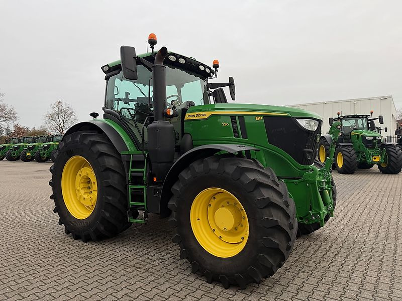 John Deere 6R230 AP 50KM COMMAND-PRO 2023 1820 UUR!!! - Farm tractor: picture 2 John Deere 6R230 AP 50KM COMMAND-PRO 2023 1820 UUR!!! - Farm tractor: picture 2