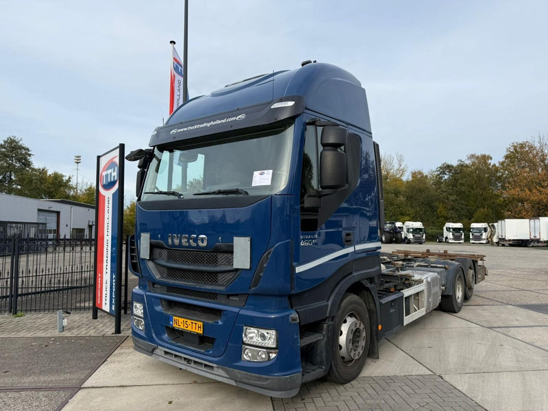 Iveco AS260S46Y/FP-CM Retarder 441.500 km German BDF 6x2 - Cab chassis truck: picture 2 Iveco AS260S46Y/FP-CM Retarder 441.500 km German BDF 6x2 - Cab chassis truck: picture 2