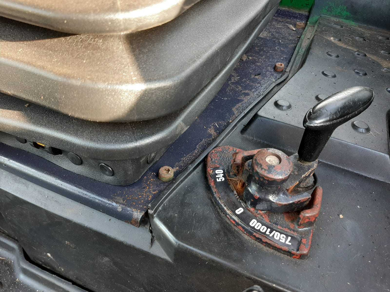 Farm tractor 1988 DEUTZ-FAHR DX 3.50 ALL-WHEEL DRIVE FARM TRACTOR: picture 47