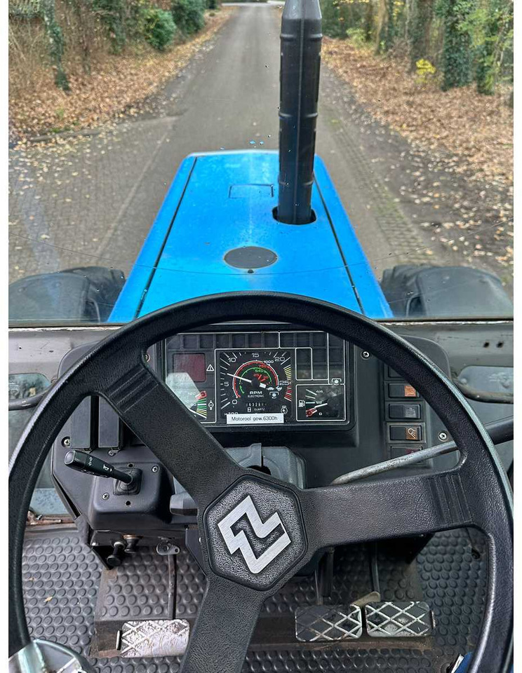 1988 LANDINI DT 6880 ALL-WHEEL DRIVE FARM TRACTOR - Farm tractor: picture 4 1988 LANDINI DT 6880 ALL-WHEEL DRIVE FARM TRACTOR - Farm tractor: picture 4