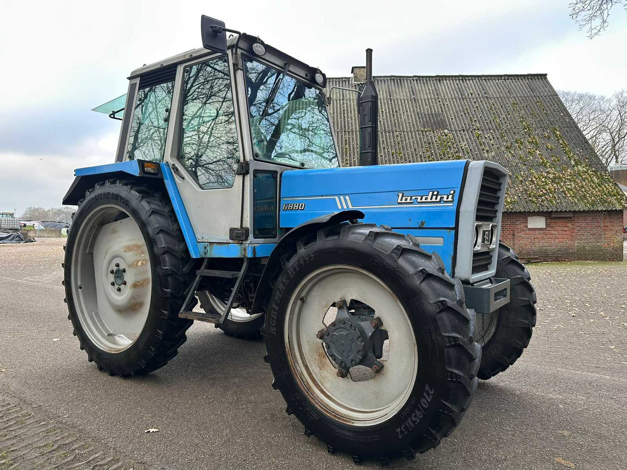 1988 LANDINI DT 6880 ALL-WHEEL DRIVE FARM TRACTOR - Farm tractor: picture 2 1988 LANDINI DT 6880 ALL-WHEEL DRIVE FARM TRACTOR - Farm tractor: picture 2