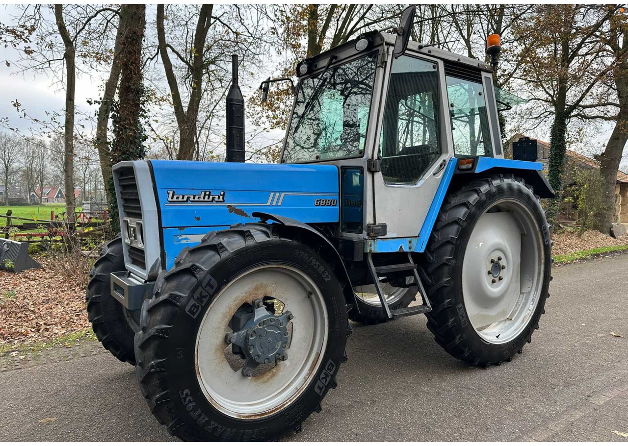 1988 LANDINI DT 6880 ALL-WHEEL DRIVE FARM TRACTOR - Farm tractor: picture 1 1988 LANDINI DT 6880 ALL-WHEEL DRIVE FARM TRACTOR - Farm tractor: picture 1