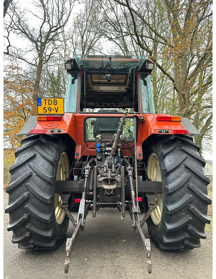 1995 FIAT F100 HI-LO ALL-WHEEL DRIVE FARM TRACTOR - Farm tractor: picture 4 1995 FIAT F100 HI-LO ALL-WHEEL DRIVE FARM TRACTOR - Farm tractor: picture 4