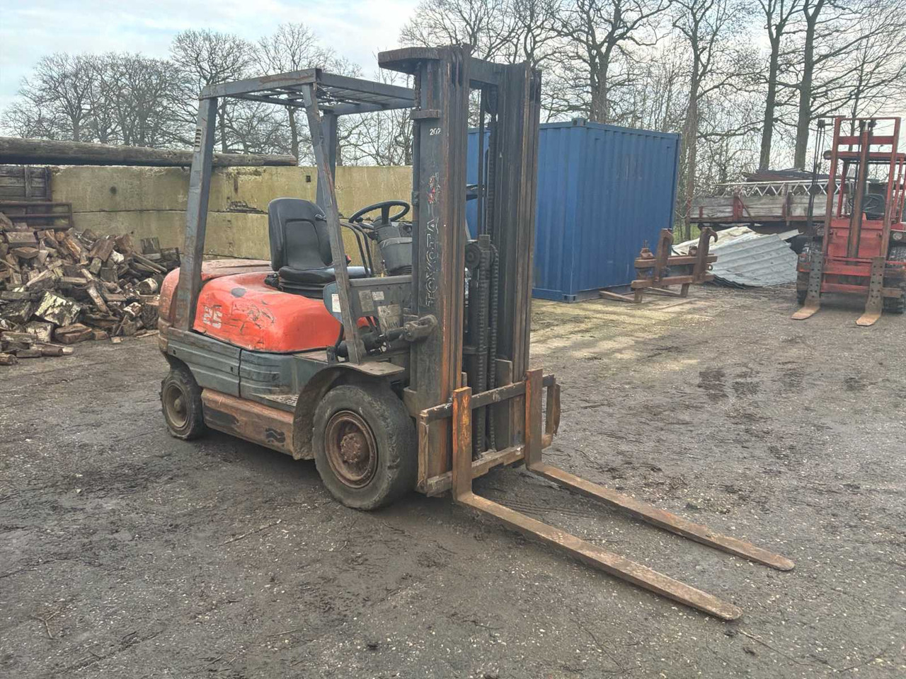 1995 TOYOTA O2 6FDF 25 FORKLIFT - Forklift: picture 4 1995 TOYOTA O2 6FDF 25 FORKLIFT - Forklift: picture 4