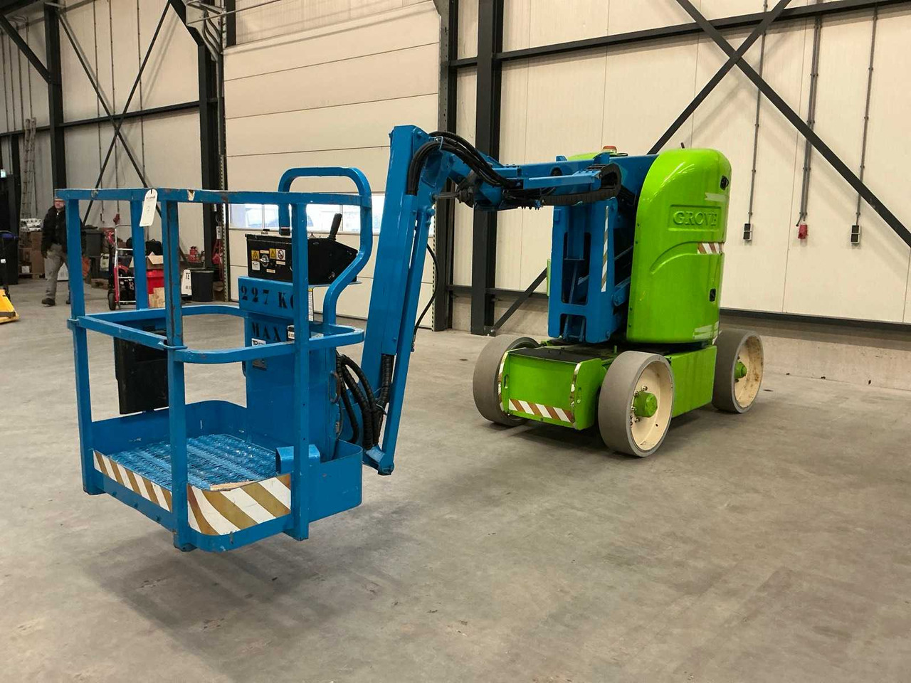 1999 GROVE AMZ 30 NEU AERIAL PLATFORM - Aerial platform: picture 3 1999 GROVE AMZ 30 NEU AERIAL PLATFORM - Aerial platform: picture 3