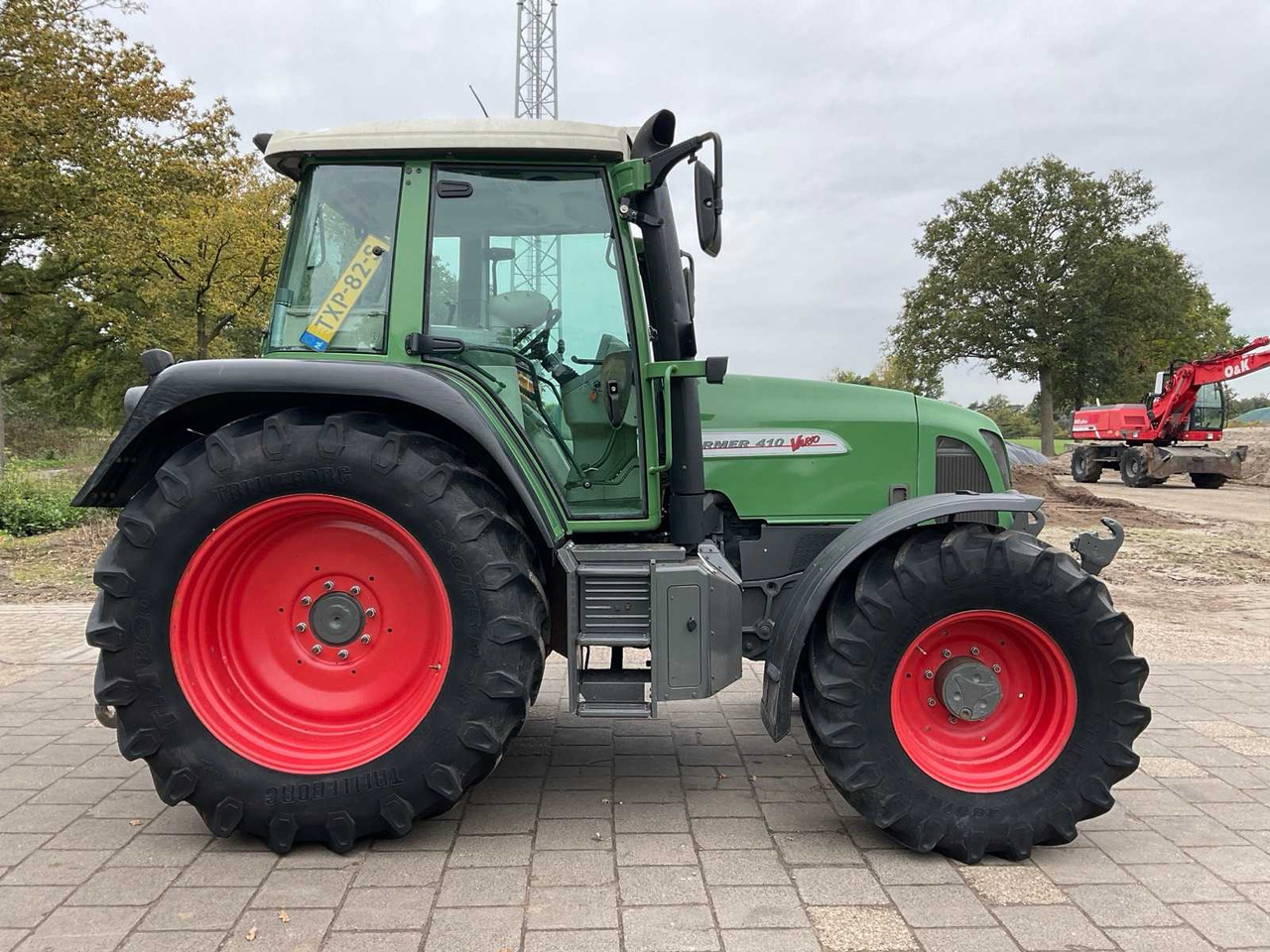 2000 FENDT FARMER 410 VARIO ALL-WHEEL DRIVE FARM TRACTOR - Farm tractor: picture 4 2000 FENDT FARMER 410 VARIO ALL-WHEEL DRIVE FARM TRACTOR - Farm tractor: picture 4