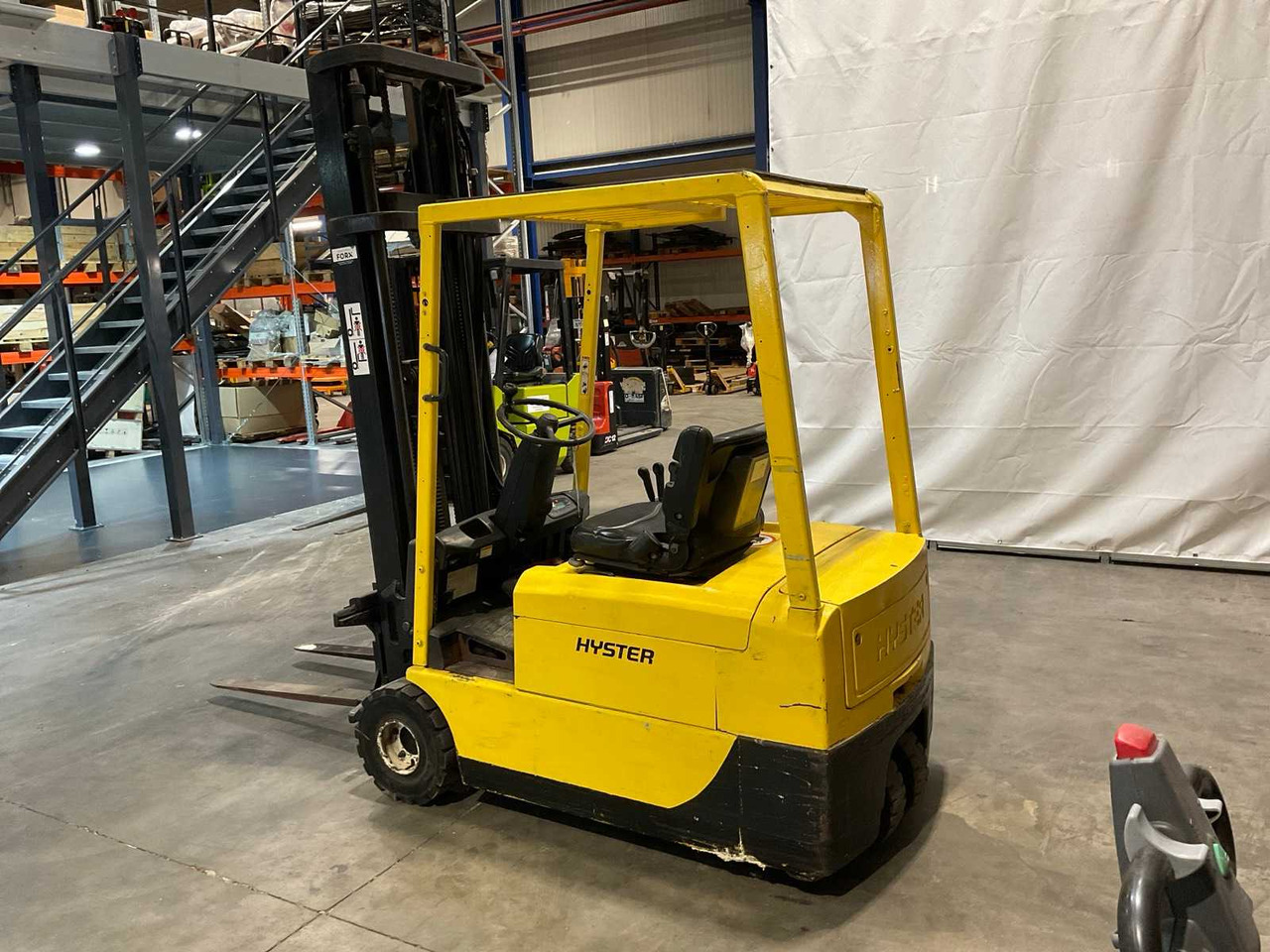 2000 HYSTER J2,00XMT FORKLIFT - Forklift: picture 3 2000 HYSTER J2,00XMT FORKLIFT - Forklift: picture 3