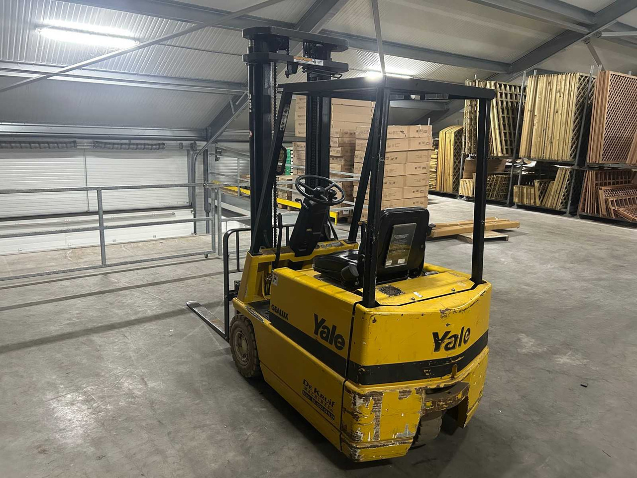 2000 YALE ERP15 RCF FORKLIFT - Forklift: picture 4 2000 YALE ERP15 RCF FORKLIFT - Forklift: picture 4