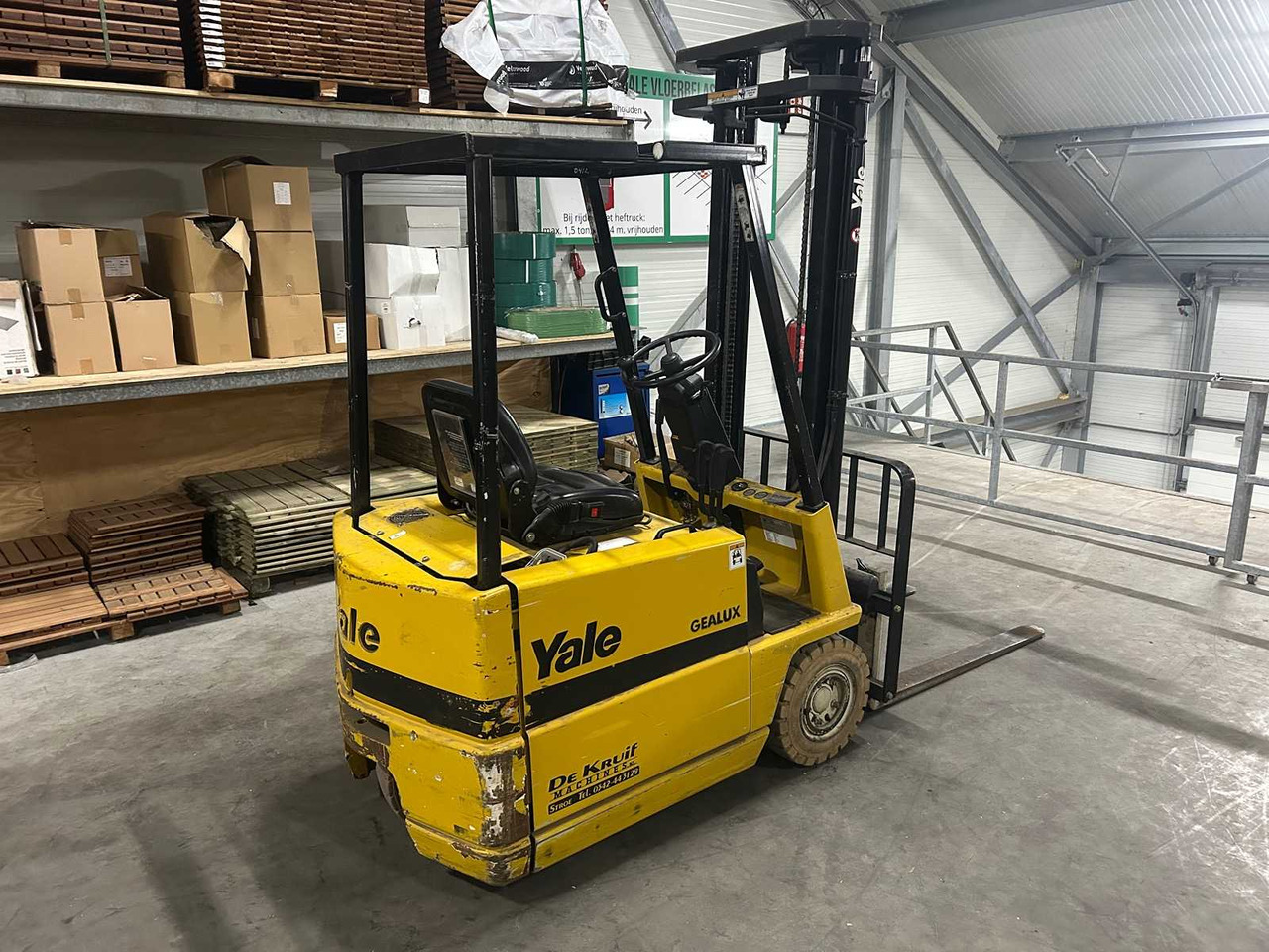 2000 YALE ERP15 RCF FORKLIFT - Forklift: picture 2 2000 YALE ERP15 RCF FORKLIFT - Forklift: picture 2