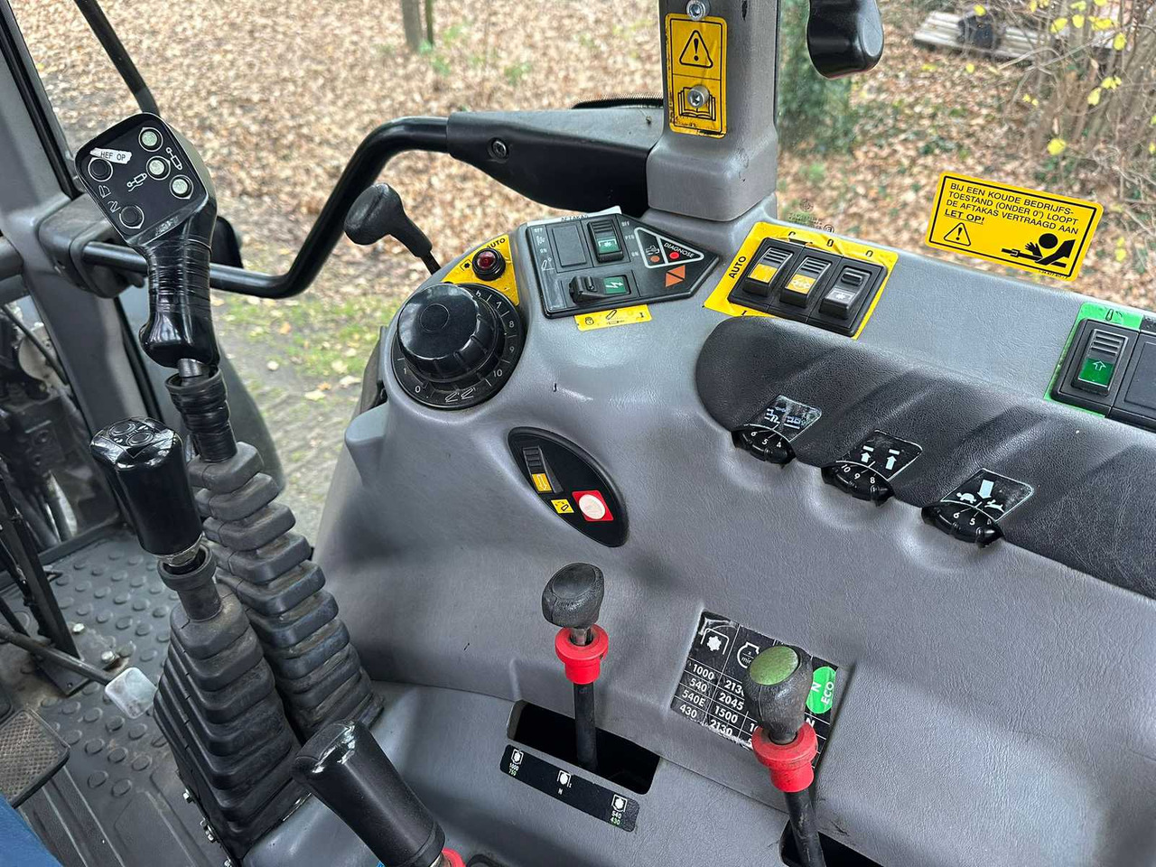 Farm tractor 2003 CASE CS94 FOUR WHEEL DRIVE FARM TRACTOR: picture 12 Farm tractor 2003 CASE CS94 FOUR WHEEL DRIVE FARM TRACTOR: picture 12