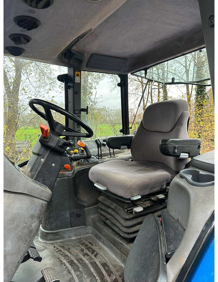 Farm tractor 2004 NEW HOLLAND T/M 175 FOUR WHEEL DRIVE FARM TRACTOR: picture 7