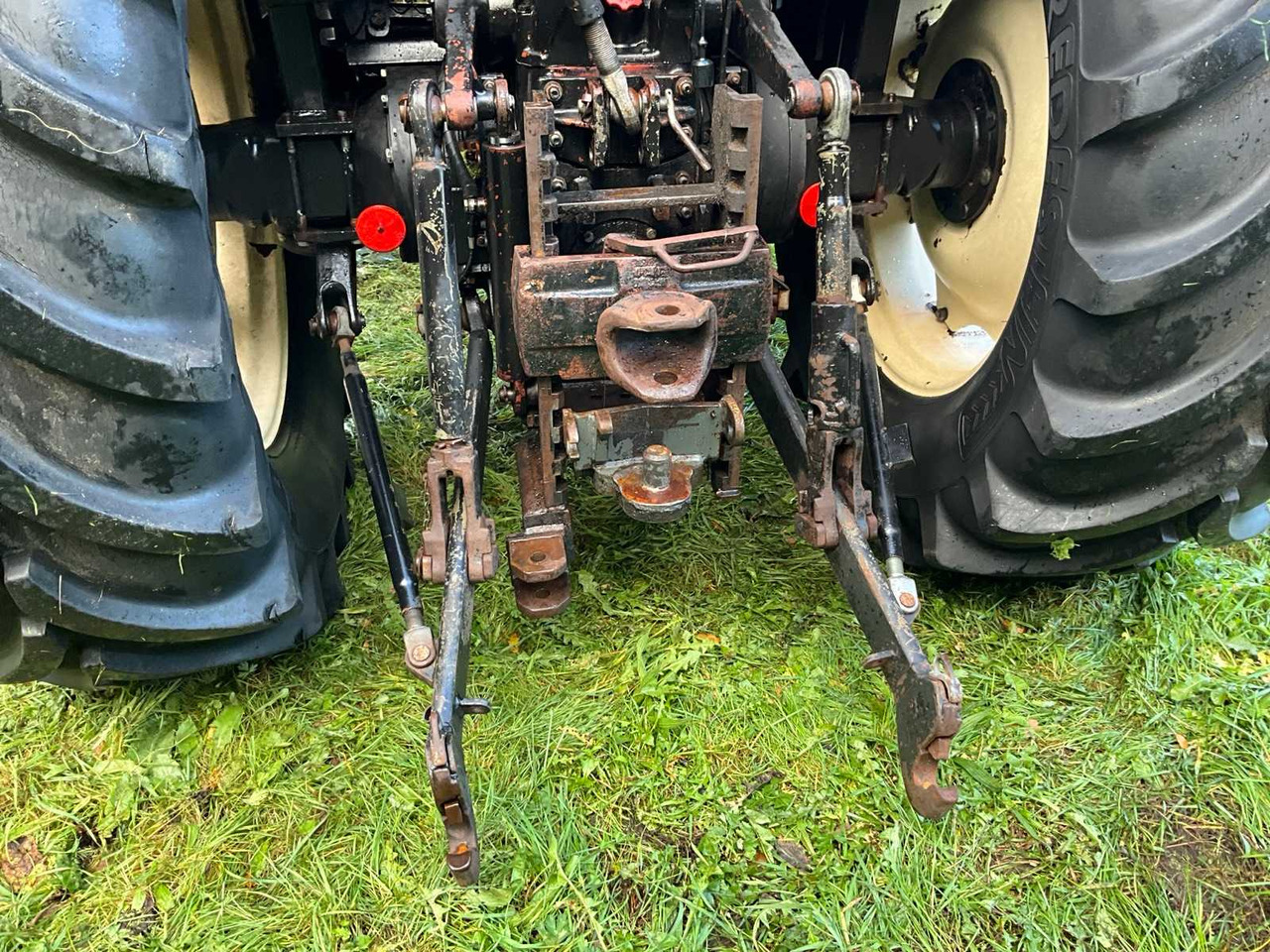 Farm tractor 2007 ZETOR FORTERRA 10641 ALL-WHEEL DRIVE FARM TRACTOR: picture 18 Farm tractor 2007 ZETOR FORTERRA 10641 ALL-WHEEL DRIVE FARM TRACTOR: picture 18