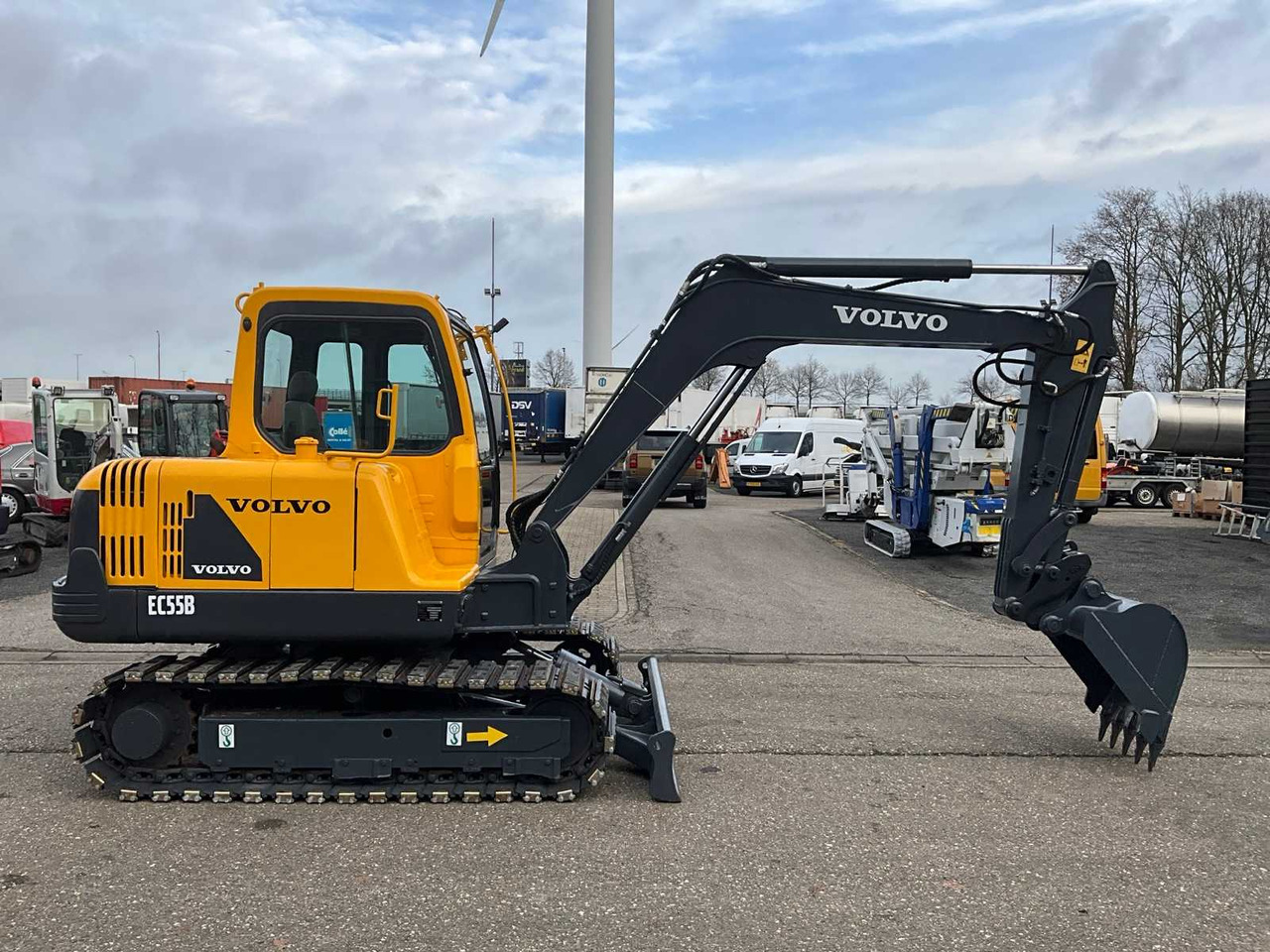 Excavator 2012 VOLVO EC55B MIDI EXCAVATOR: picture 6