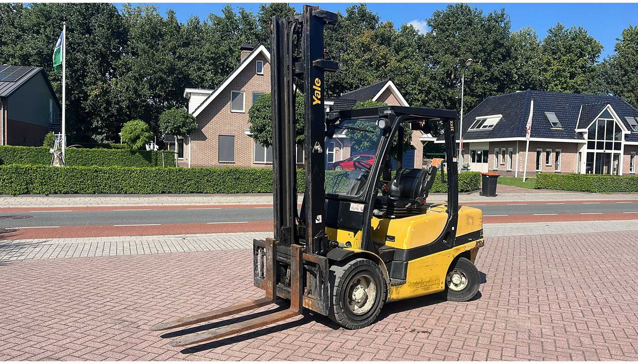 2012 YALE GDP35VX FORKLIFT - Forklift: picture 1 2012 YALE GDP35VX FORKLIFT - Forklift: picture 1