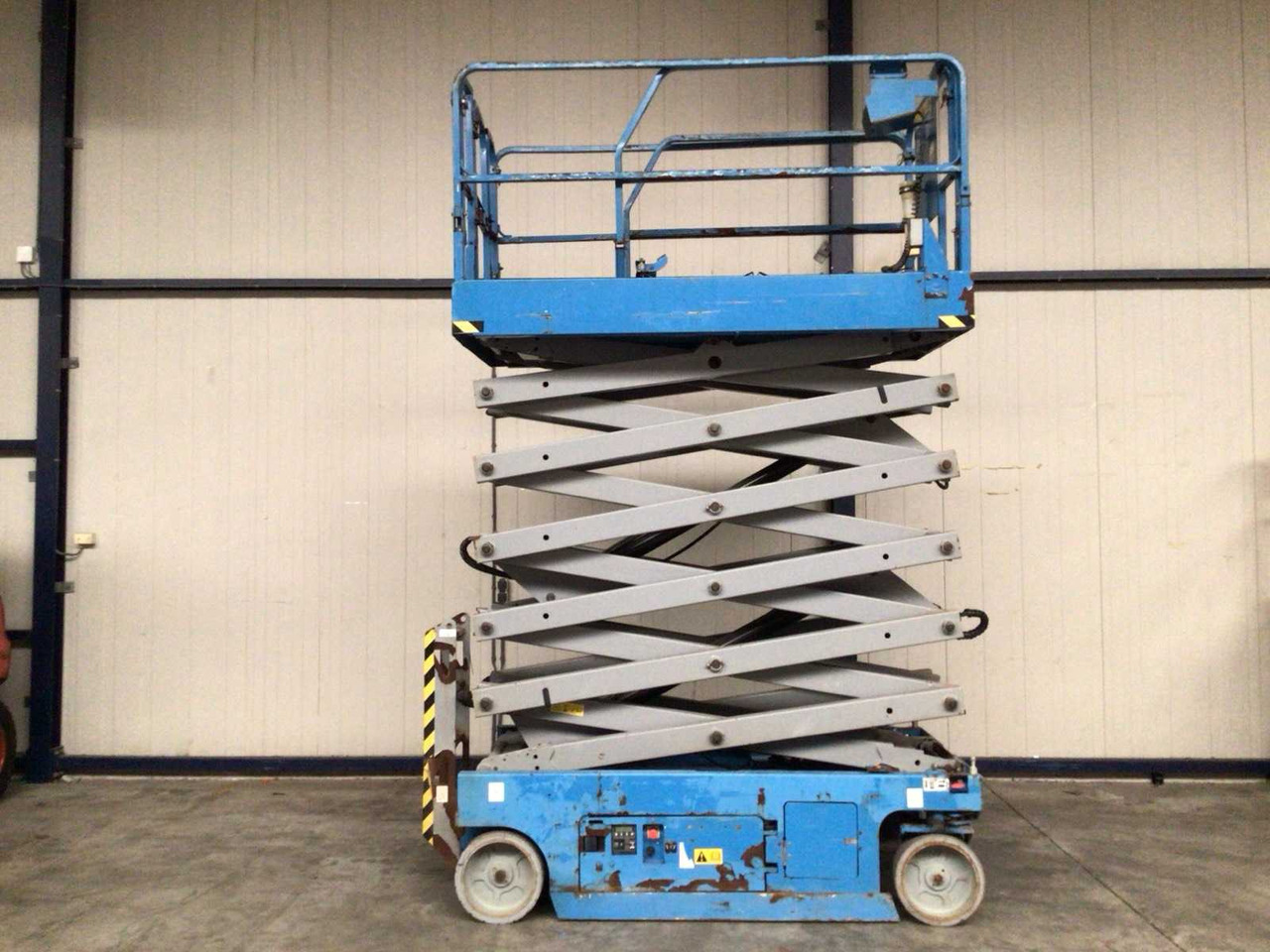 2015 GENIE GS4047 SCISSOR LIFT - Aerial platform: picture 3 2015 GENIE GS4047 SCISSOR LIFT - Aerial platform: picture 3