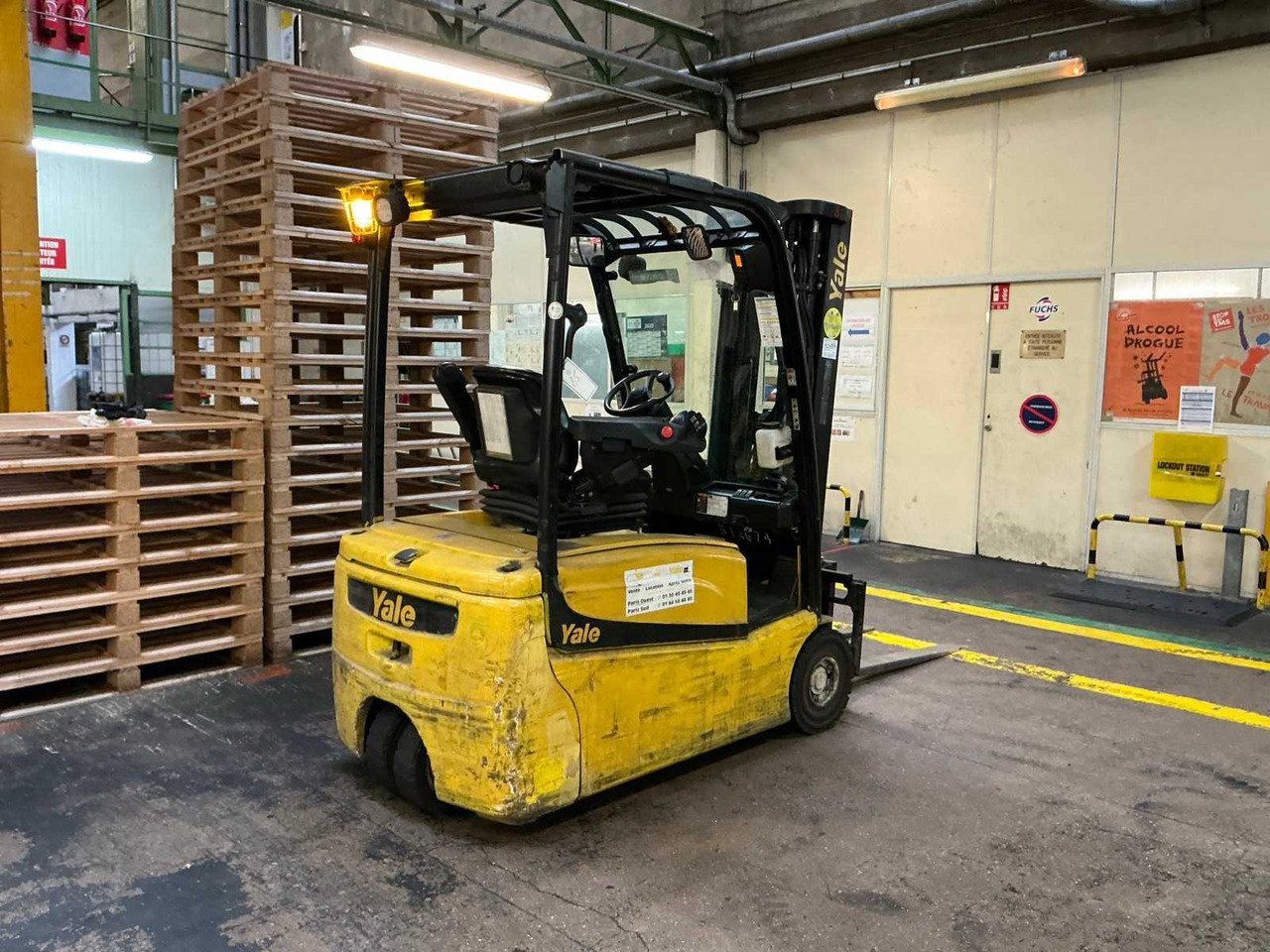 2015 YALE ERP16VF FORKLIFT - Forklift: picture 4 2015 YALE ERP16VF FORKLIFT - Forklift: picture 4
