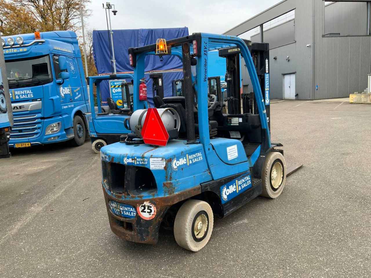 2015 YALE GLP35VX FORKLIFT - Forklift: picture 4 2015 YALE GLP35VX FORKLIFT - Forklift: picture 4