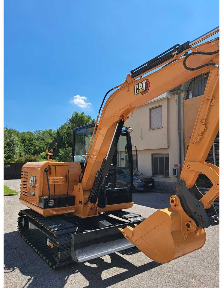 2016 CATERPILLAR 305.5E2 MINI EXCAVATOR - Excavator: picture 2 2016 CATERPILLAR 305.5E2 MINI EXCAVATOR - Excavator: picture 2