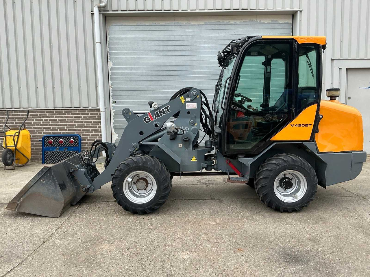 2016 GIANT V4502-T SHOVEL - Wheel loader: picture 2 2016 GIANT V4502-T SHOVEL - Wheel loader: picture 2