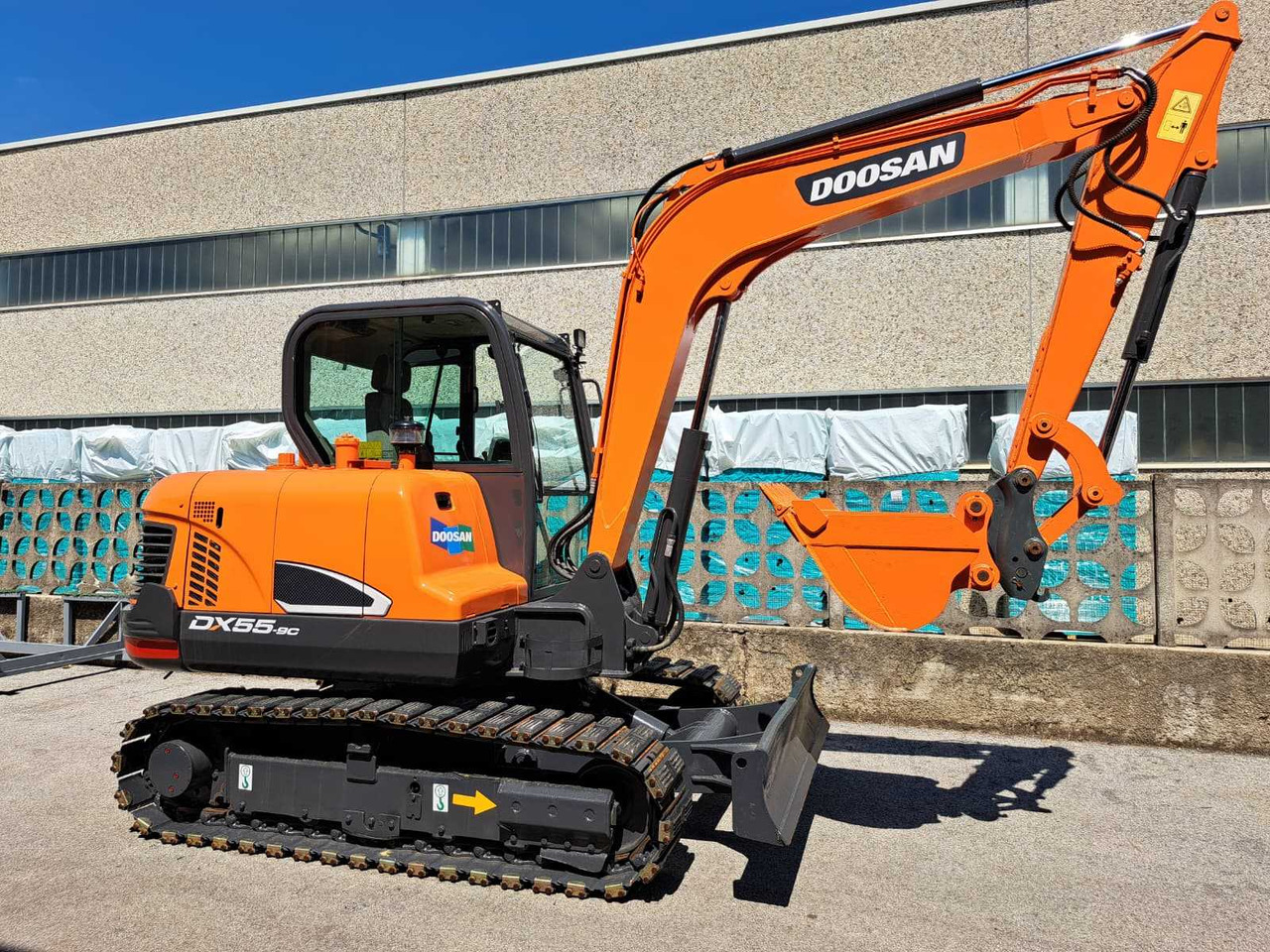 2018 DOOSAN DX55-9C MINI EXCAVATOR - Excavator: picture 1 2018 DOOSAN DX55-9C MINI EXCAVATOR - Excavator: picture 1