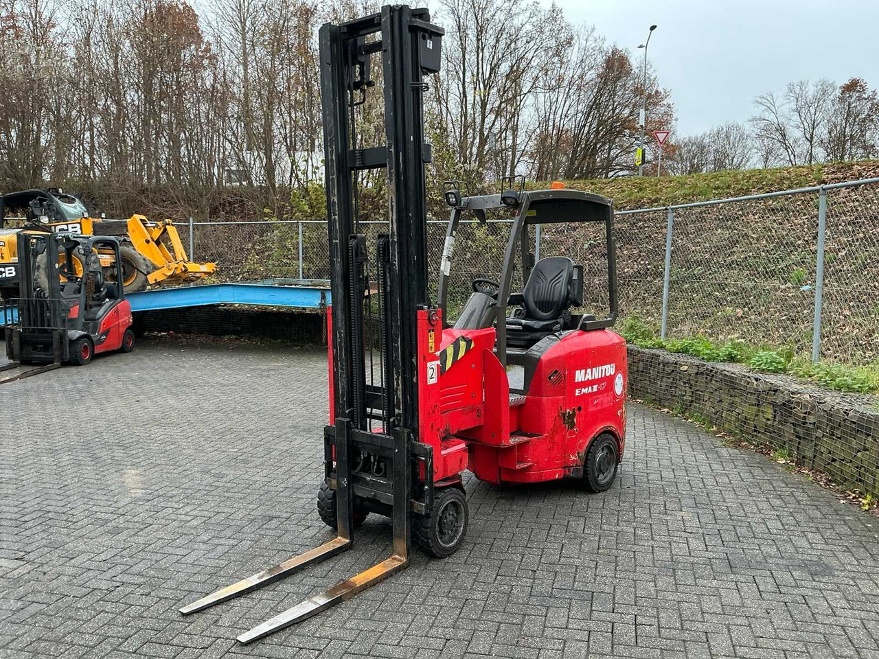 2018 MANITOU EMA1117 FORKLIFT - Forklift: picture 1 2018 MANITOU EMA1117 FORKLIFT - Forklift: picture 1