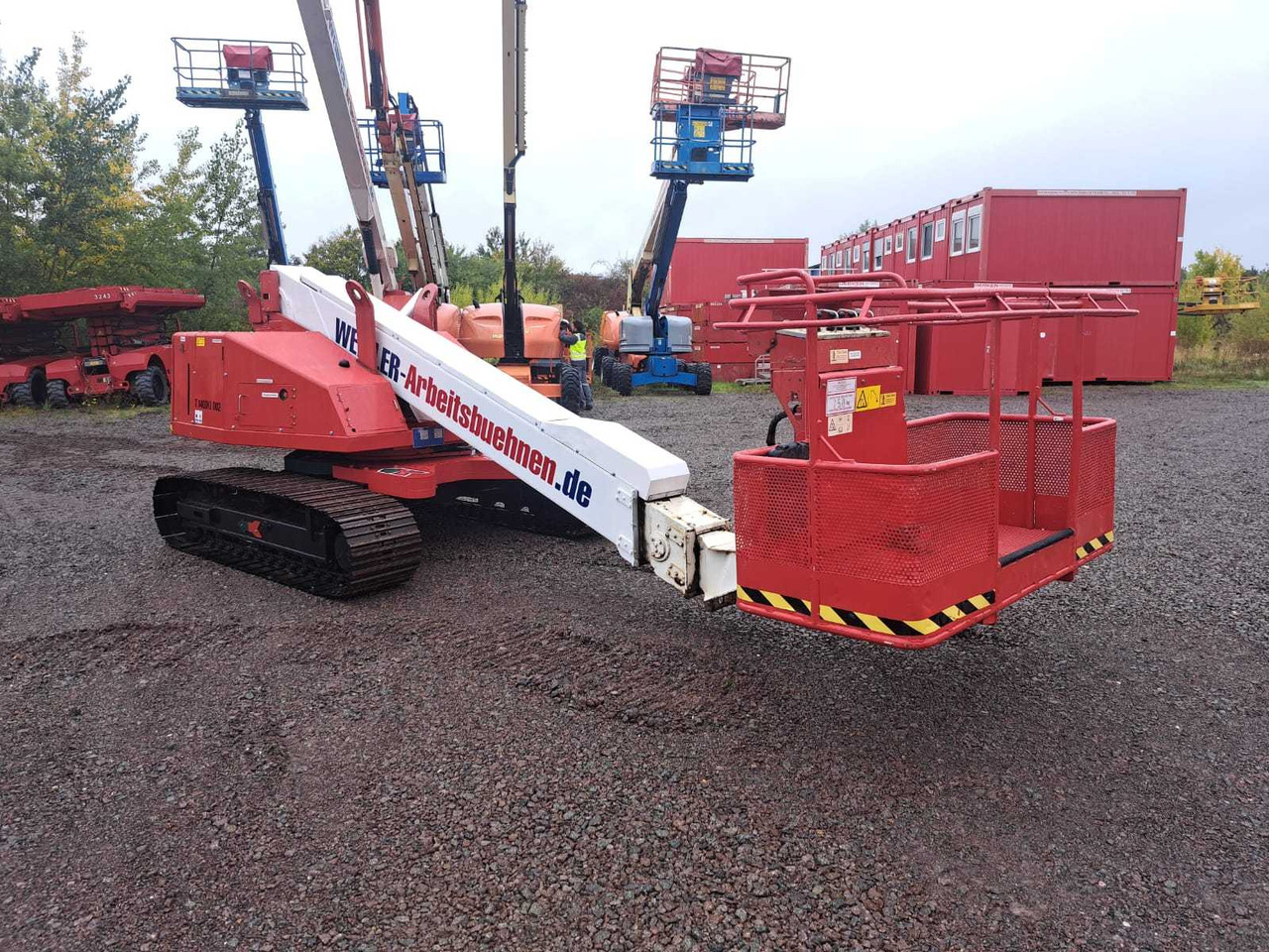 AICHI - SR12B - AERIAL WORK PLATFORMS (NO. 69340) - 2004 - Aerial platform: picture 1 AICHI - SR12B - AERIAL WORK PLATFORMS (NO. 69340) - 2004 - Aerial platform: picture 1