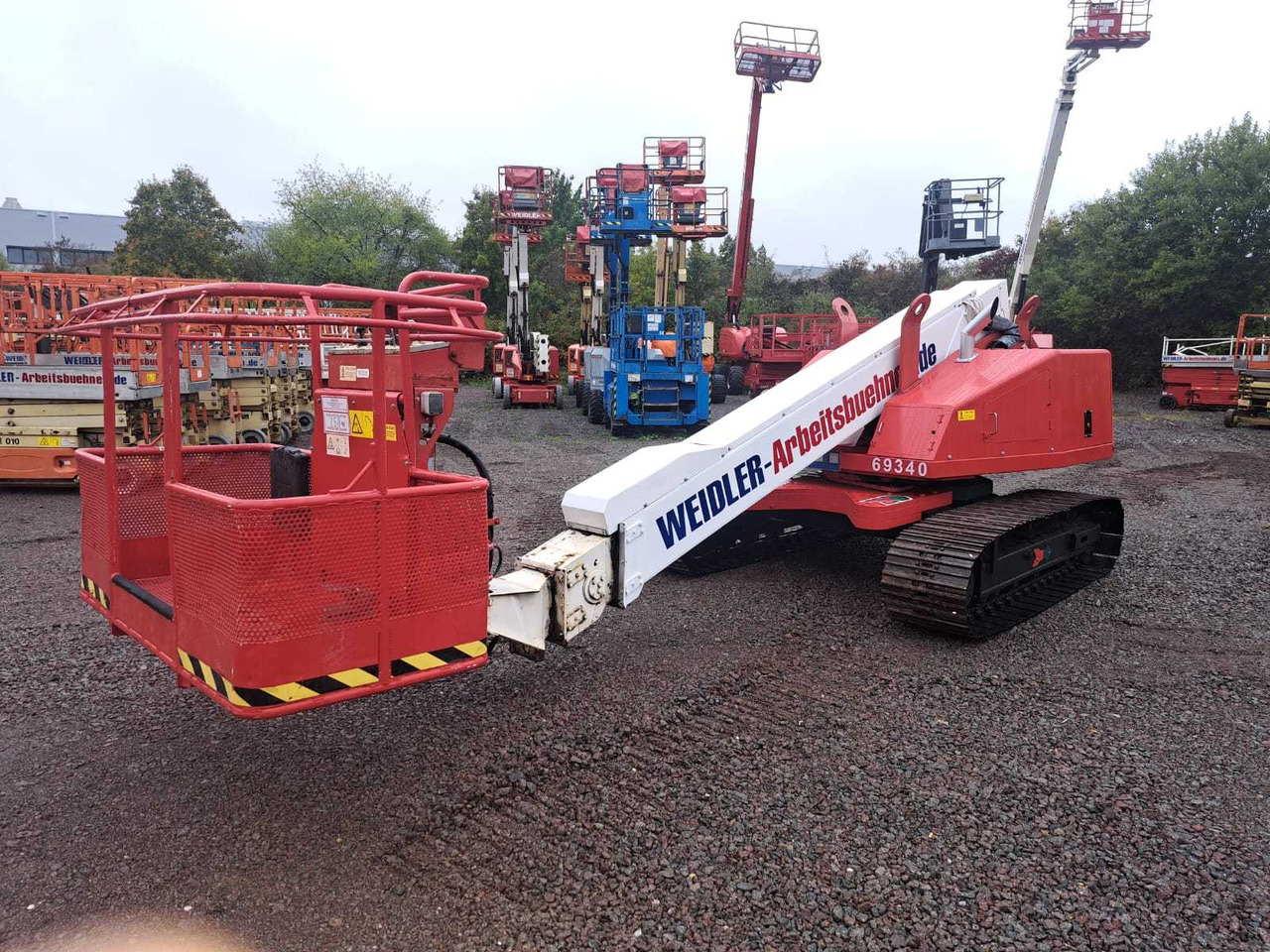 AICHI - SR12B - AERIAL WORK PLATFORMS (NO. 69340) - 2004 - Aerial platform: picture 2 AICHI - SR12B - AERIAL WORK PLATFORMS (NO. 69340) - 2004 - Aerial platform: picture 2