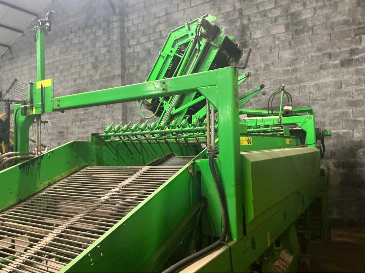 AVR Prestige TT - Potato harvester: picture 3 AVR Prestige TT - Potato harvester: picture 3