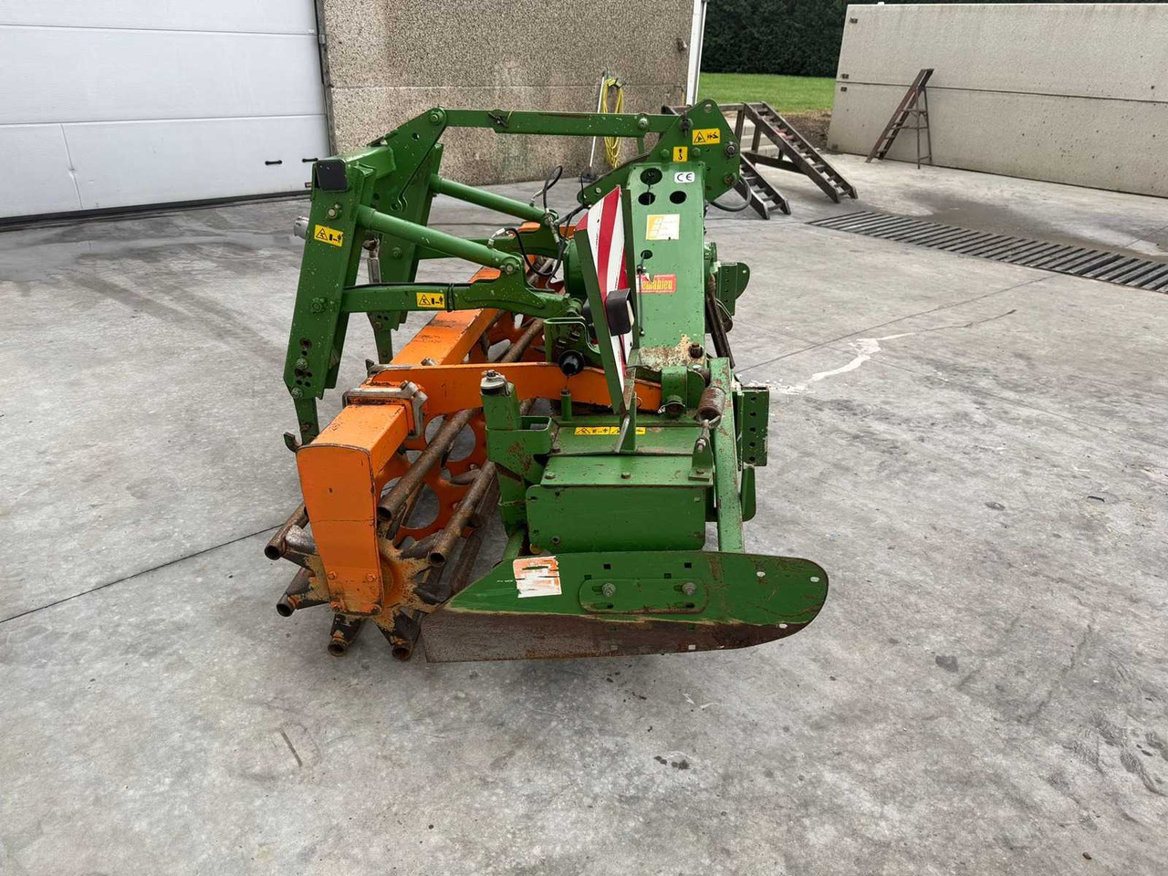 Amazone KE303 - Power harrow: picture 4 Amazone KE303 - Power harrow: picture 4