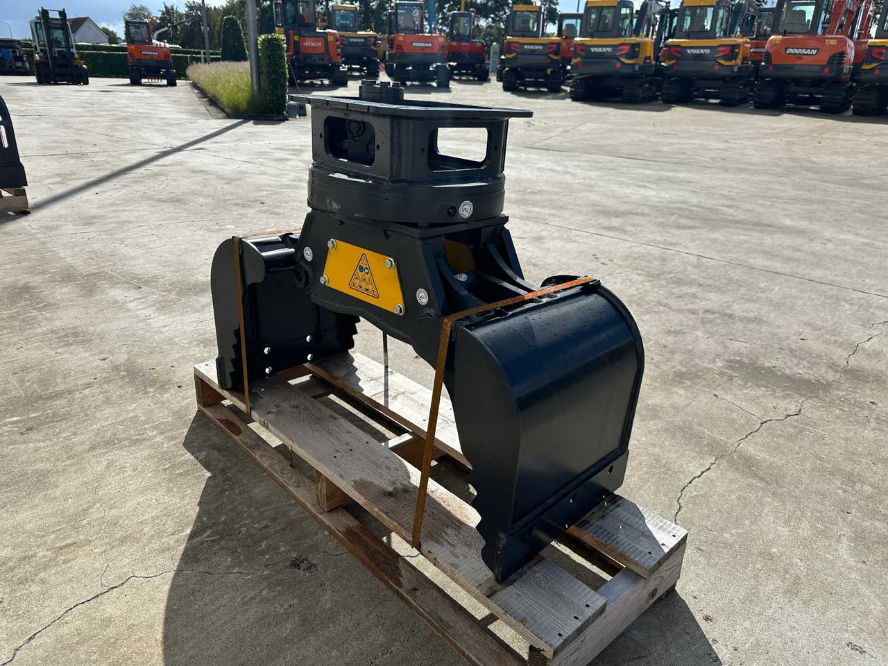 Mustang GRP150CH - Attachment for Construction machinery: picture 4 Mustang GRP150CH - Attachment for Construction machinery: picture 4