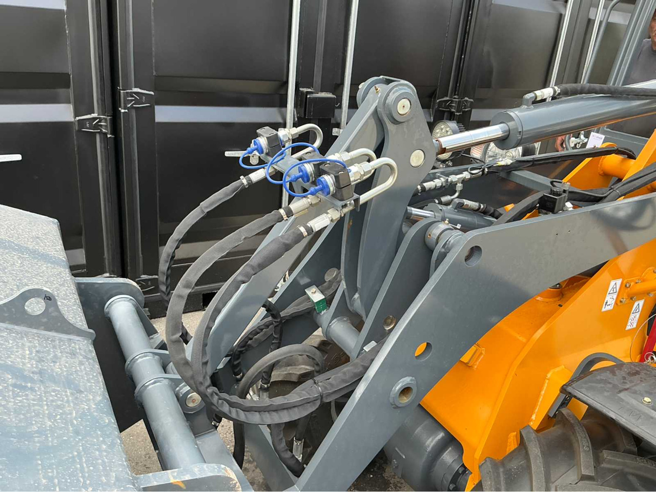 Wheel loader Bull WL35LF: picture 26