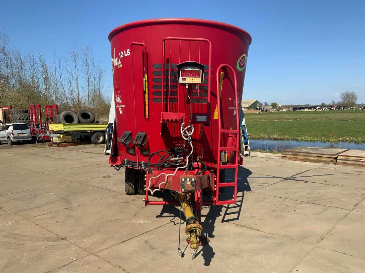 BvL van Lengerich V-MIX 12LS - Forage mixer wagon: picture 3 BvL van Lengerich V-MIX 12LS - Forage mixer wagon: picture 3