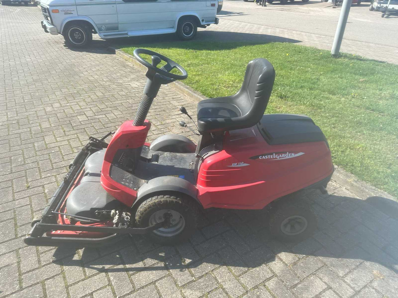 Castelgarden Xm 110 - Garden mower: picture 5 Castelgarden Xm 110 - Garden mower: picture 5