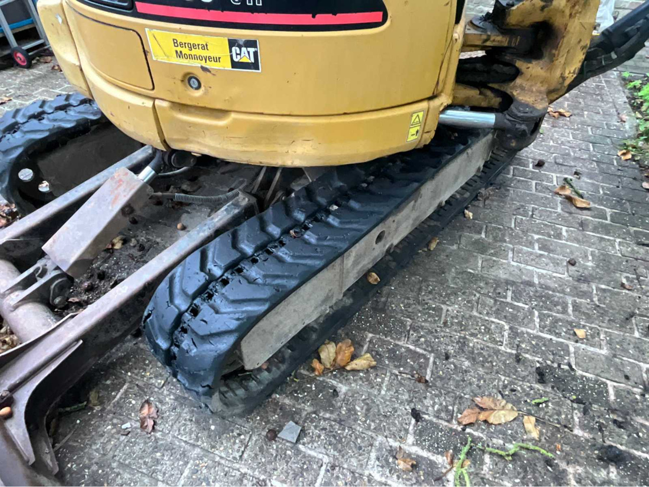 Mini excavator Caterpillar 303C CR: picture 31 Mini excavator Caterpillar 303C CR: picture 31