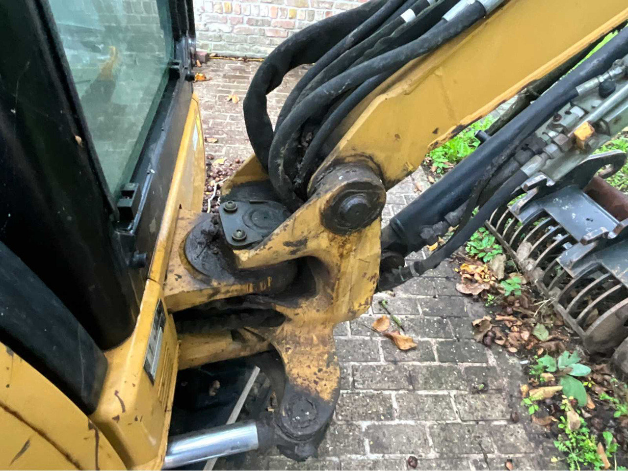 Mini excavator Caterpillar 303C CR: picture 28 Mini excavator Caterpillar 303C CR: picture 28