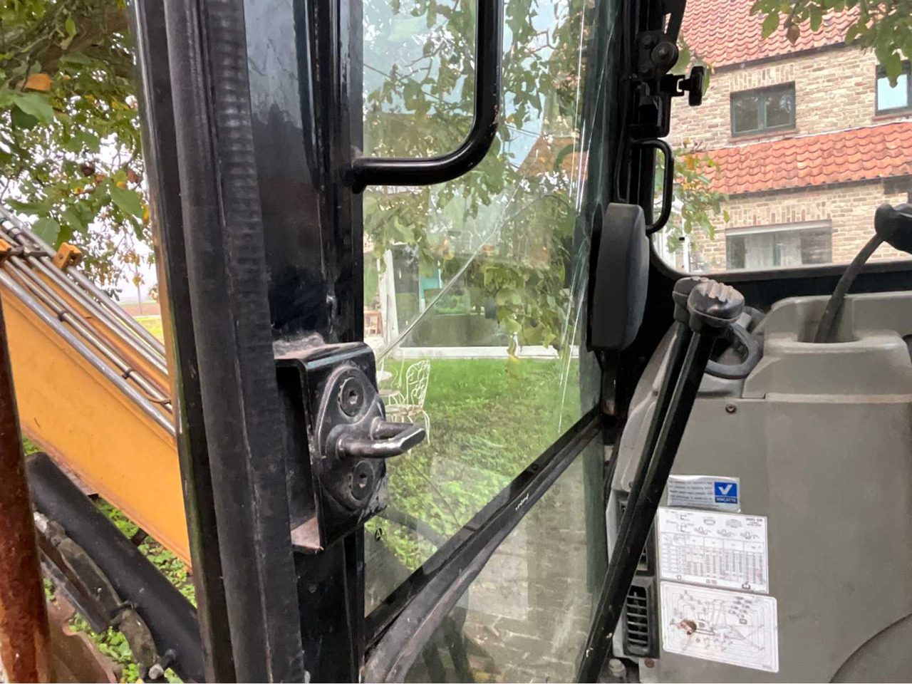 Mini excavator Caterpillar 303C CR: picture 14 Mini excavator Caterpillar 303C CR: picture 14