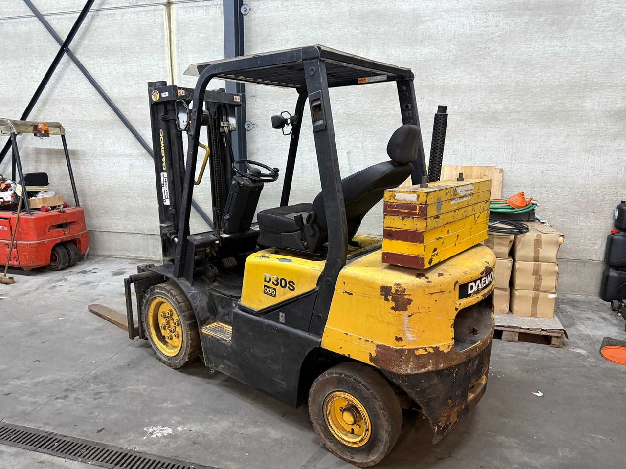 DAEWOO - 2005 - D30S - FORKLIFT - Forklift: picture 1 DAEWOO - 2005 - D30S - FORKLIFT - Forklift: picture 1